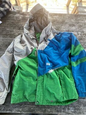 Volcom Colorblock Hooded ski Jacket - Blue, Green & Light Gray womens Med